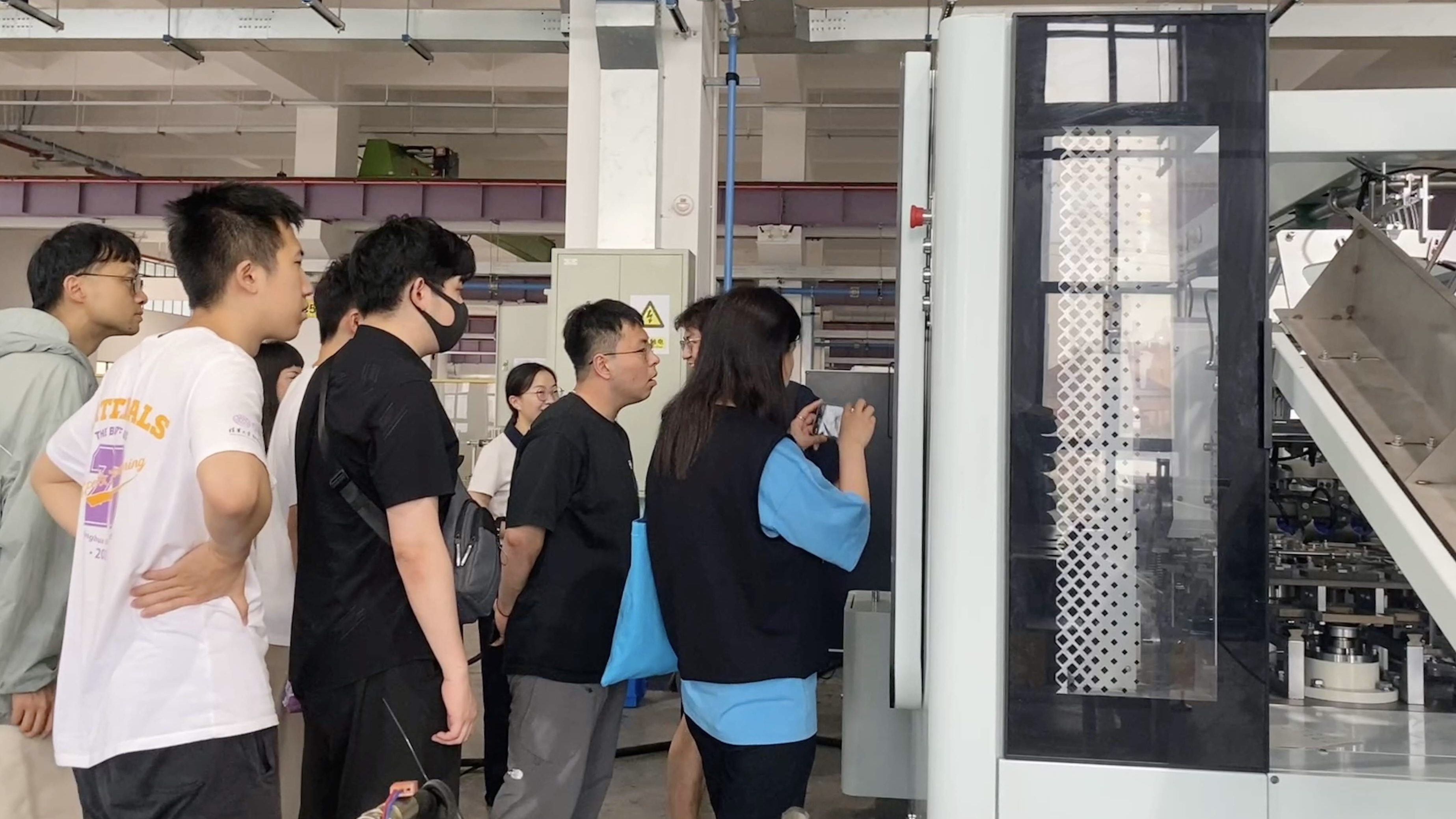 清華大學(xué)機械系博士團隊到新發(fā)現(xiàn)參觀交流！